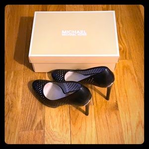 Pre-owned Women’s Pump